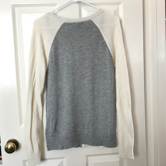 NWT GAP gray and white angora button down cardigan - Picture 2 of 3